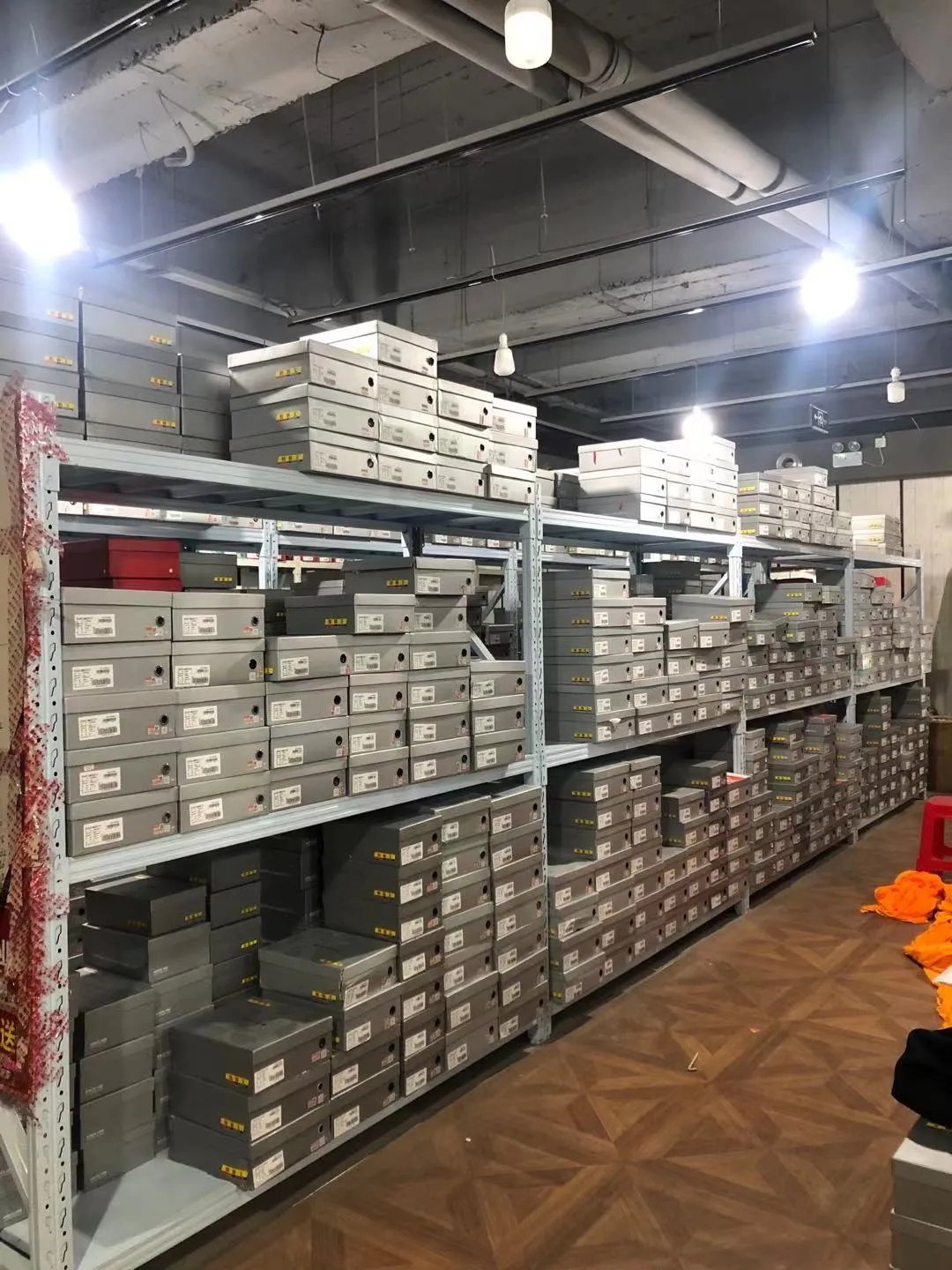 北京路中心地段臨街旺鋪出售(圖3)