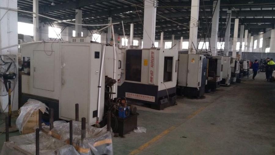 荊州市宏洋汽車零部件有限公司所屬的機器設(shè)備一批(圖1)